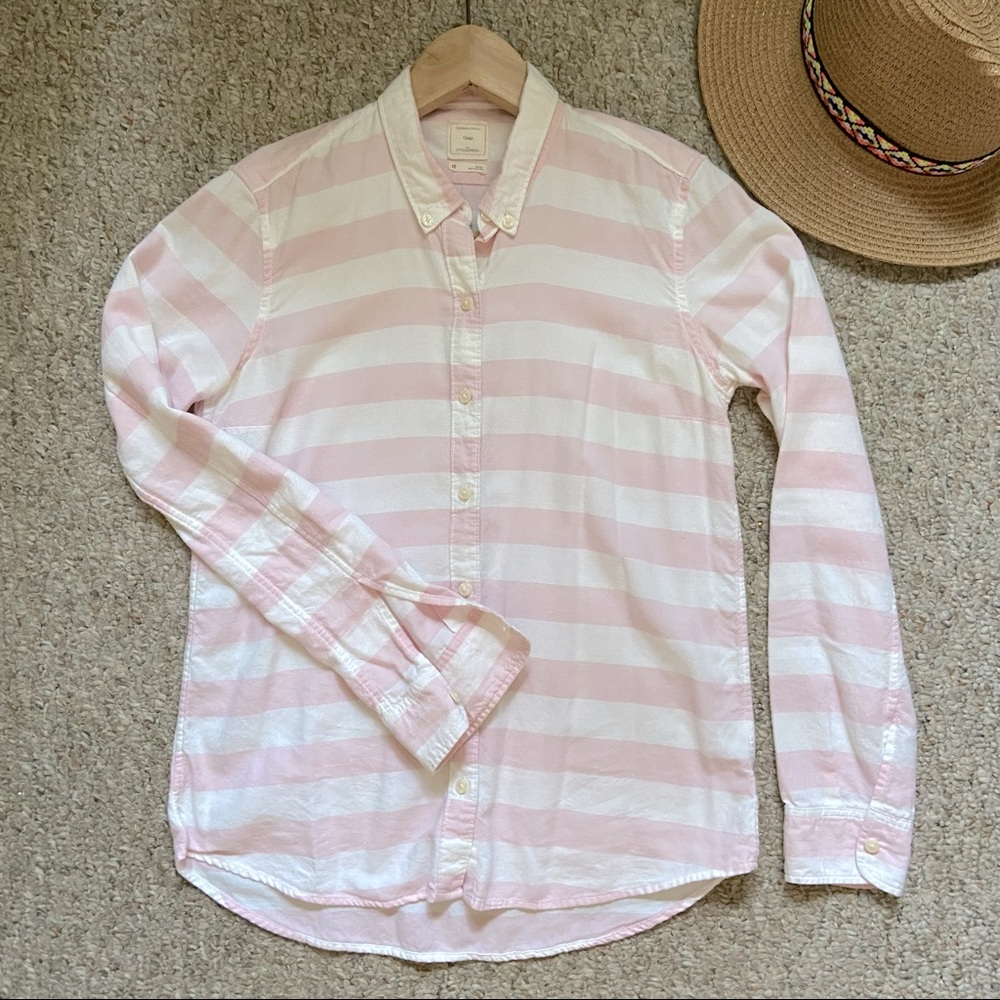 GAP Boyfriend Oxford Shirt